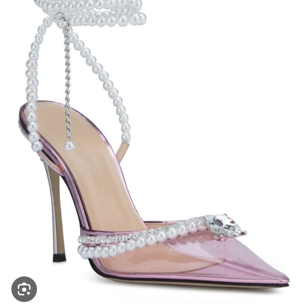 Mach & Mach Diamond of Elizabeth Pumps